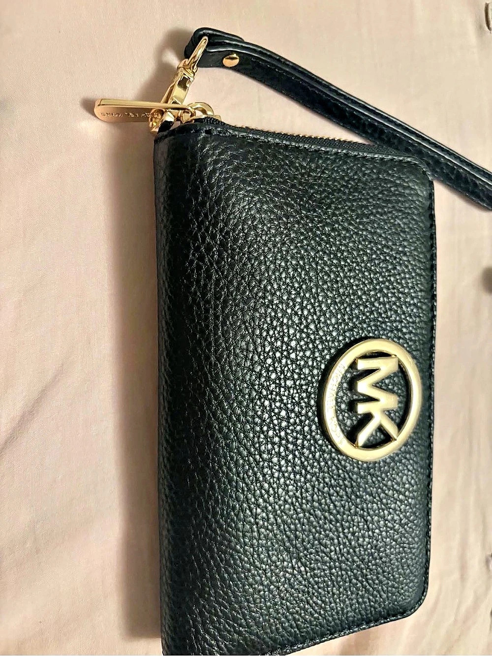 Michael Kors Fulton Large Flat Multifunction wall art